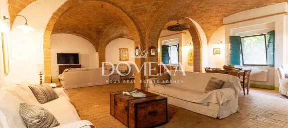 7 bedrooms Villa in Murlo, Italy No. 273999 2