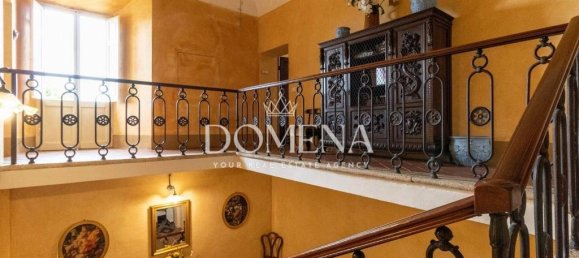 7 bedrooms Villa in Murlo, Italy No. 273999 16