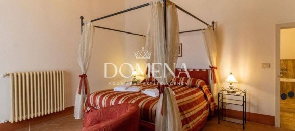 7 bedrooms Villa in Murlo, Italy No. 273999 21