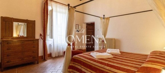 7 bedrooms Villa in Murlo, Italy No. 273999 22