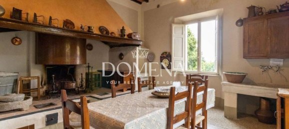 7 bedrooms Villa in Murlo, Italy No. 273999 13