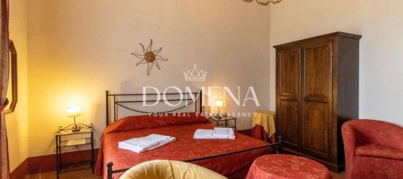 7 bedrooms Villa in Murlo, Italy No. 273999 28