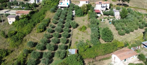 6 rooms House in Gubbio, Italy No. 156064 12