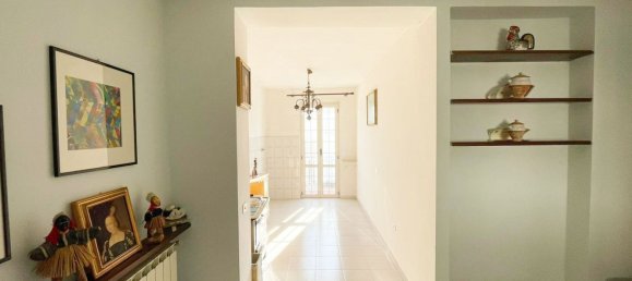 6 rooms House in Gubbio, Italy No. 156064 7