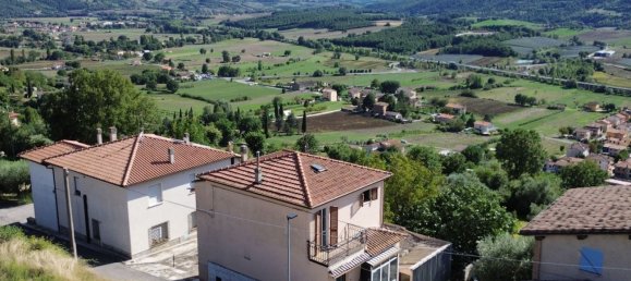 6 rooms House in Gubbio, Italy No. 156064 2