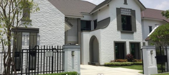 4 bedrooms Cafe / restaurant in Samut Prakan, Thailand No. 13724 2