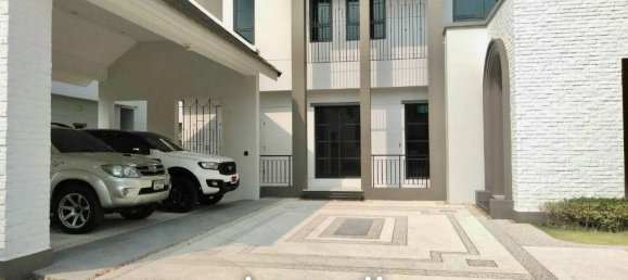 4 bedrooms Cafe / restaurant in Samut Prakan, Thailand No. 13724 3