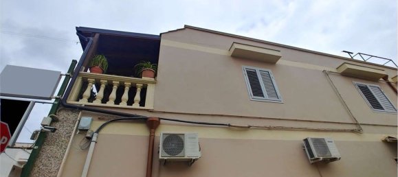 Propiedad comercial en San Pietro Vernotico, Italy 103 m² No. 140796 3