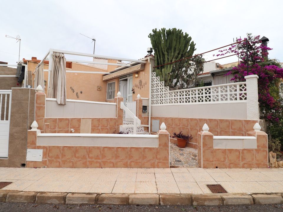 2 bedrooms Apartment in Guardamar del Segura, Spain No. 276500