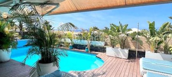 4 bedrooms House in Adeje, Spain No. 126359 9