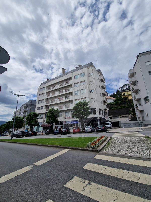 Bureau à Lanhoso, Portugal 28m² No. 37488