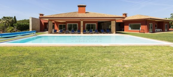 5 bedrooms Villa in Quarteira, Portugal No. 139976 2