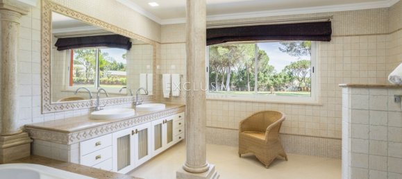 5 bedrooms Villa in Quarteira, Portugal No. 139976 12