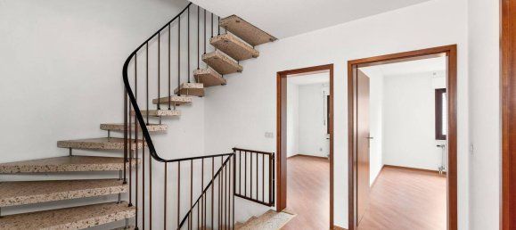 4 bedrooms Townhouse in Nuremberg, Germany No. 262890 18