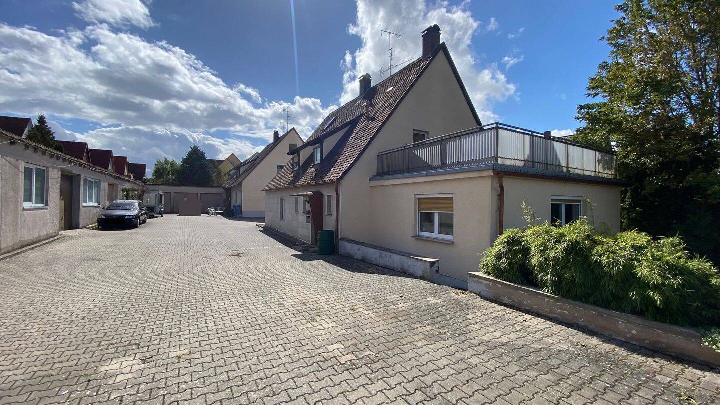 12-Zimmer Wohnung in Ansbach, Germany, Nr. 286473