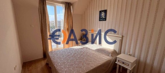 Apartamento de 3 dormitorios en Sveti Vlas, Bulgaria No. 841 12