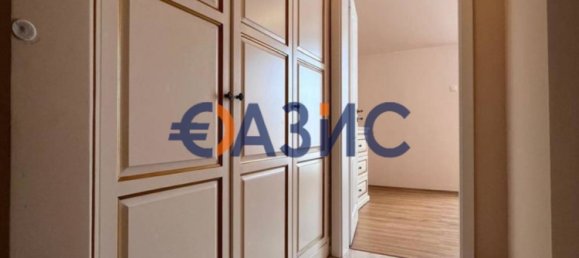 Apartamento de 3 dormitorios en Sveti Vlas, Bulgaria No. 841 23