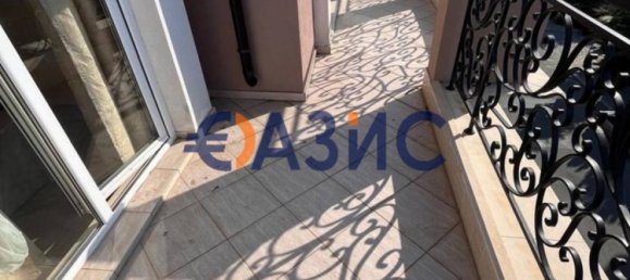 Apartamento de 3 dormitorios en Sveti Vlas, Bulgaria No. 841 27