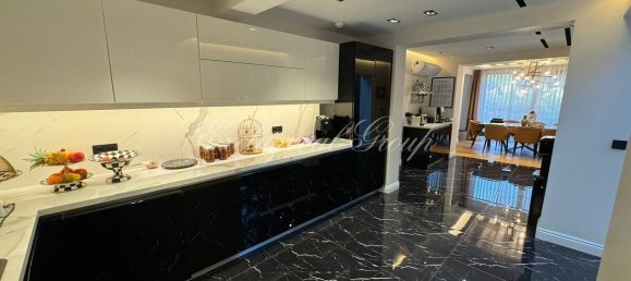 Villa 6+6 à Istanbul, Turkey No. 28960 4