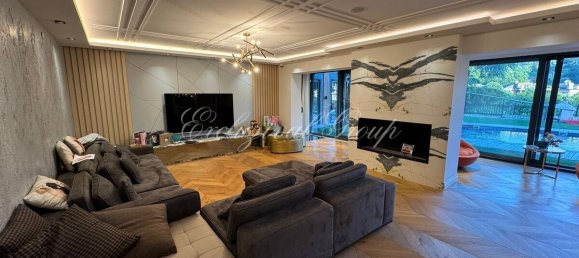 Villa 6+6 à Istanbul, Turkey No. 28960 3