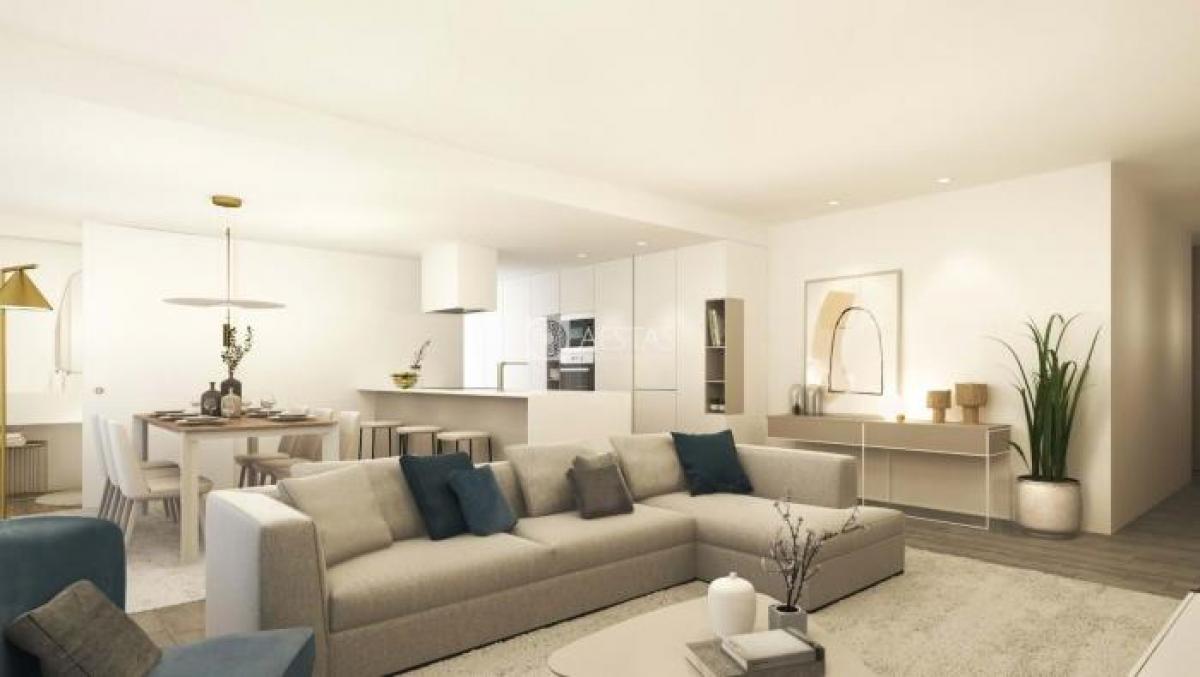 4 bedrooms Apartment in Porto, Portugal No. 2844