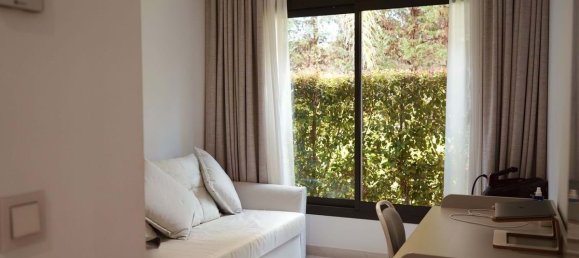 Apartamento de 3 dormitorios en Estepona, Spain No. 154720 10