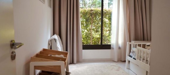 Apartamento de 3 dormitorios en Estepona, Spain No. 154720 11