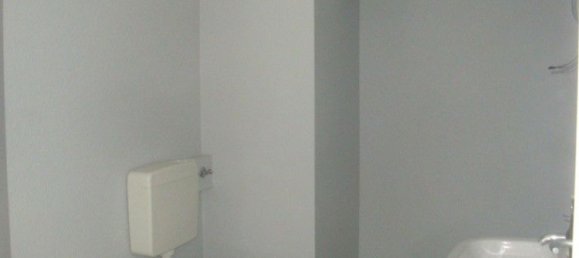 Almacén de 5 habitaciónes en Ravenna, Italy No. 133921 15