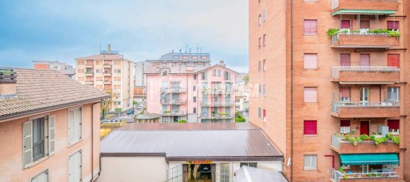 Квартира с 3 комнатами в Меленьяно, Италия № 37502 8