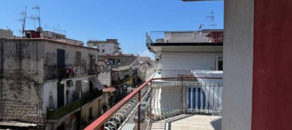 3 Schlafzimmer Wohnung in Naples, Italy, Nr. 257516 4