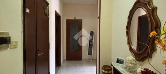 3 Schlafzimmer Wohnung in Naples, Italy, Nr. 257516 11
