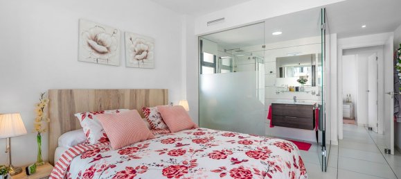 Apartamento de 2 dormitorios en Alicante, Spain No. 138459 11