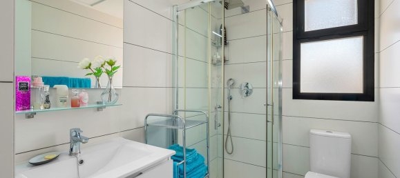 Apartamento de 2 dormitorios en Alicante, Spain No. 138459 19