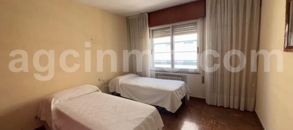 4 bedrooms Apartment in Valladolid, Spain No. 178529 18