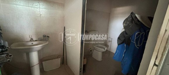 1-salle Propriété commerciale à Anguillara Sabazia, Italy No. 306532 17