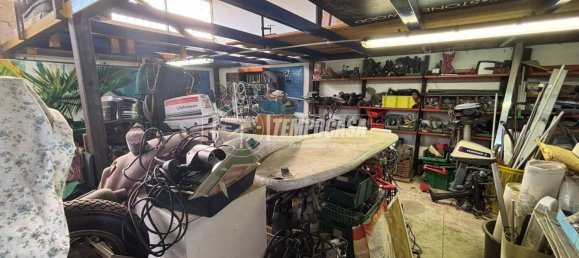 1-salle Propriété commerciale à Anguillara Sabazia, Italy No. 306532 10