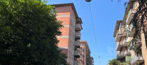 4 Schlafzimmer Wohnung in Verona, Italy, Nr. 353143 4