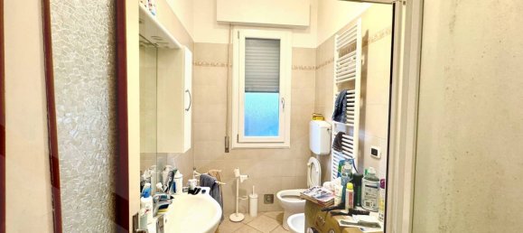 3-Zimmer Wohnung in Bologna, Italy, Nr. 24699 9