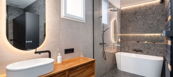 3 Schlafzimmer Wohnung in Vienne, France, Nr. 339317 9