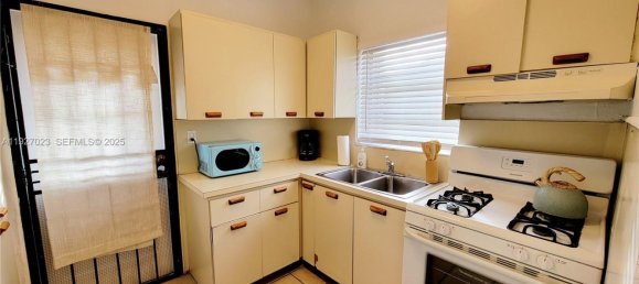 182.09 m² terreno en venta en Miami, Miami-Dade, Florida, USA № 614759 30
