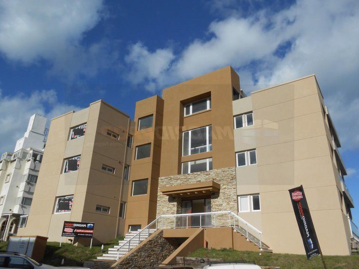 2 bedrooms Apartment in Mar del Plata, Argentina No. 87079