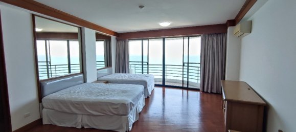 4 bedrooms Condo in Pattaya, Thailand No. 3985 8