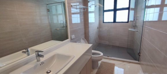 4 bedrooms Condo in Pattaya, Thailand No. 3985 2