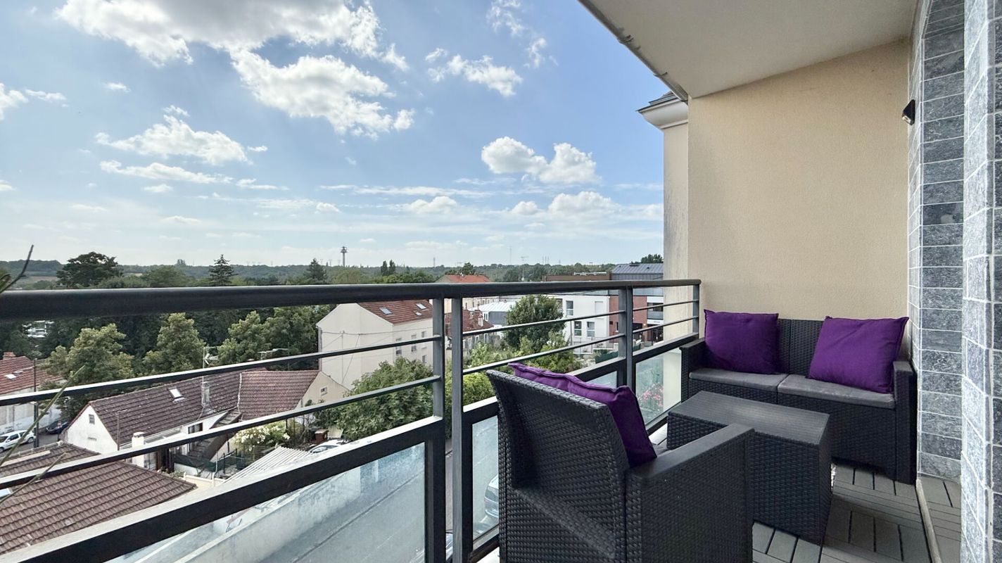 2 Schlafzimmer Wohnung in Corbeil-Essonnes, France, Nr. 296522