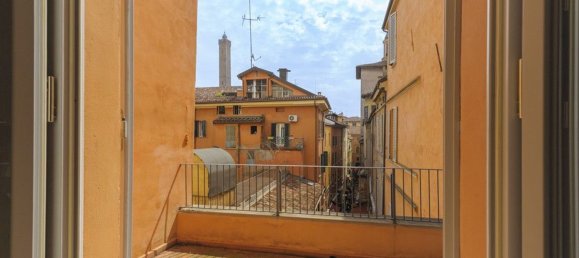 9 bedrooms Apartment in Bologna, Italy No. 330611 6