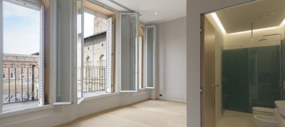 9 bedrooms Apartment in Bologna, Italy No. 330611 5