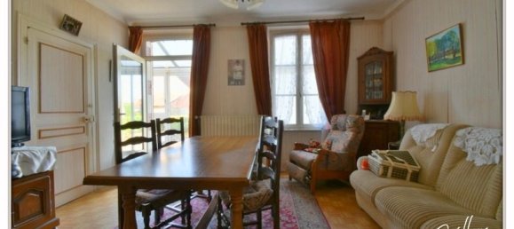 4 bedrooms Townhouse in Chateaumeillant, France No. 69660 8