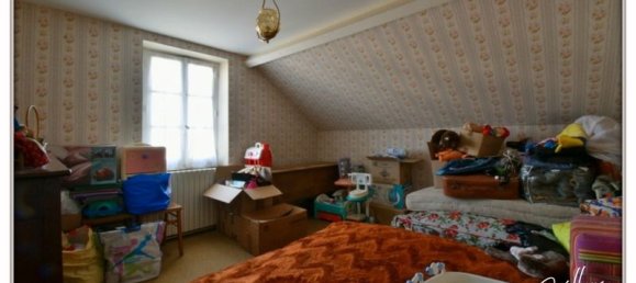 4 bedrooms Townhouse in Chateaumeillant, France No. 69660 14