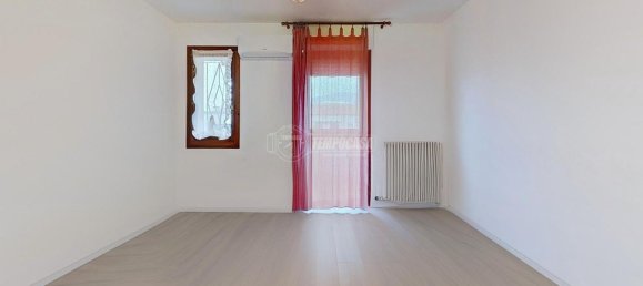4 rooms Apartment in Bergamo, Italy No. 238965 35
