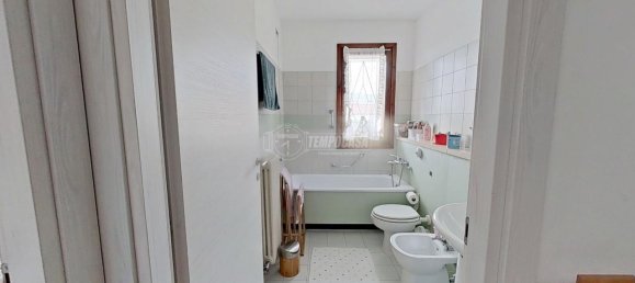 4 rooms Apartment in Bergamo, Italy No. 238965 18